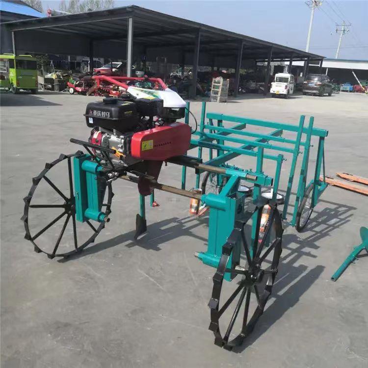 起垄覆膜机